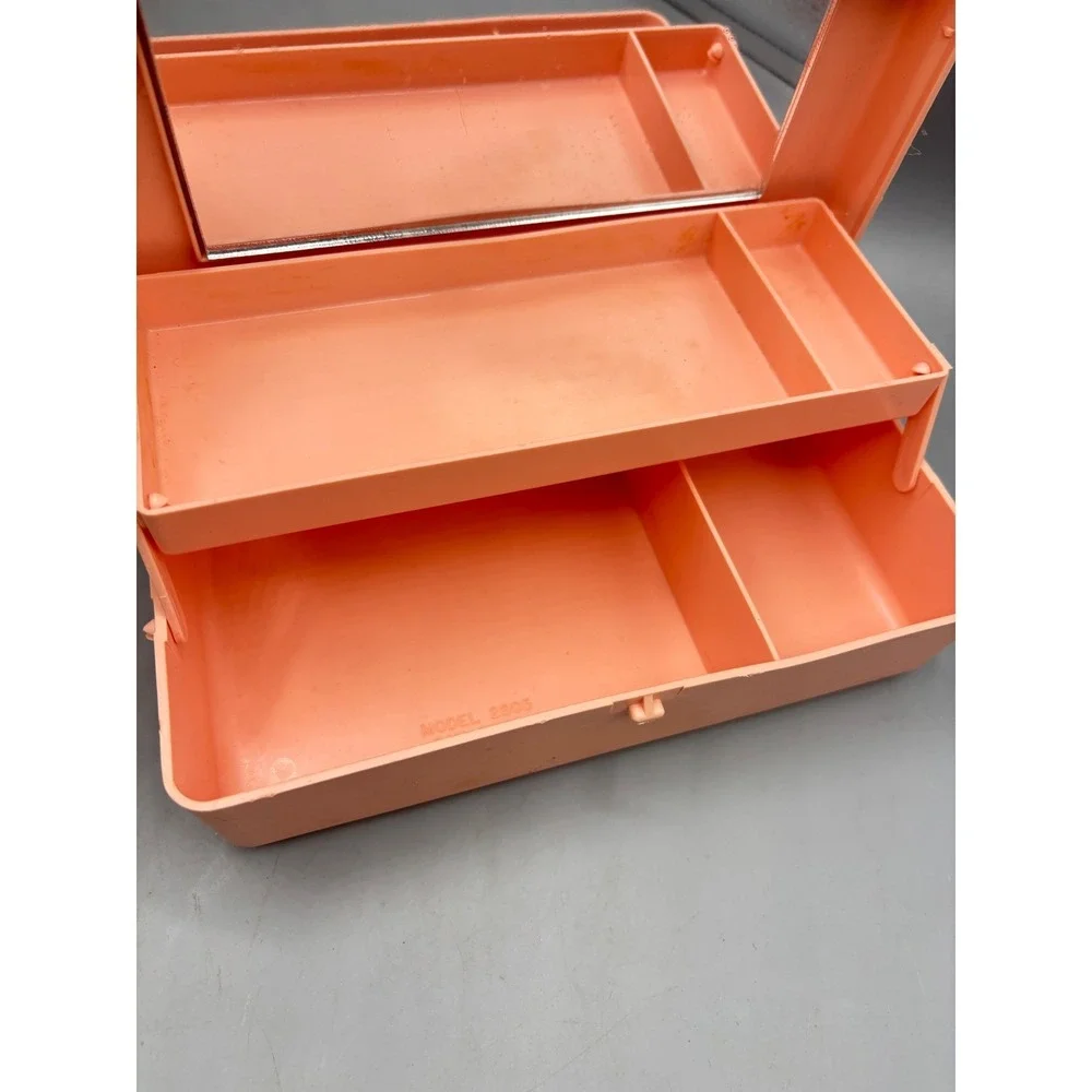 Caboodles vintage model