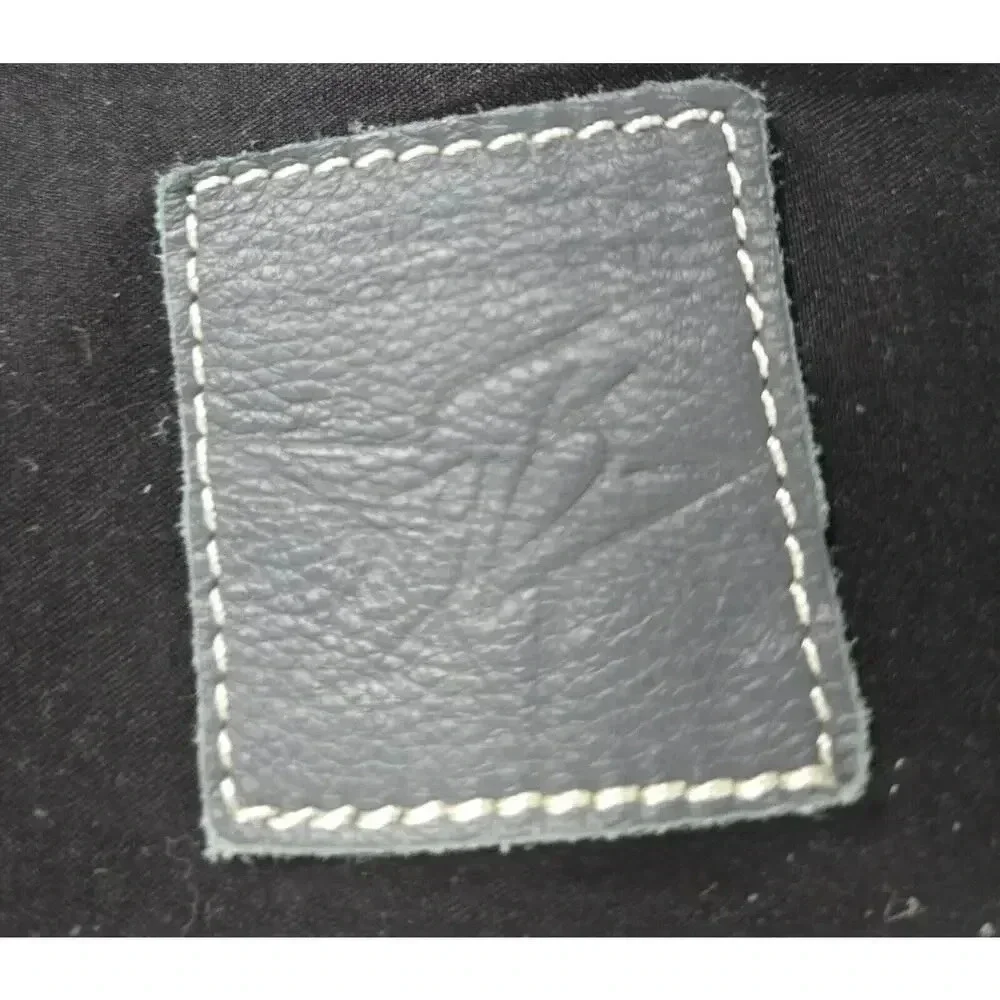 H2Z leather 3d