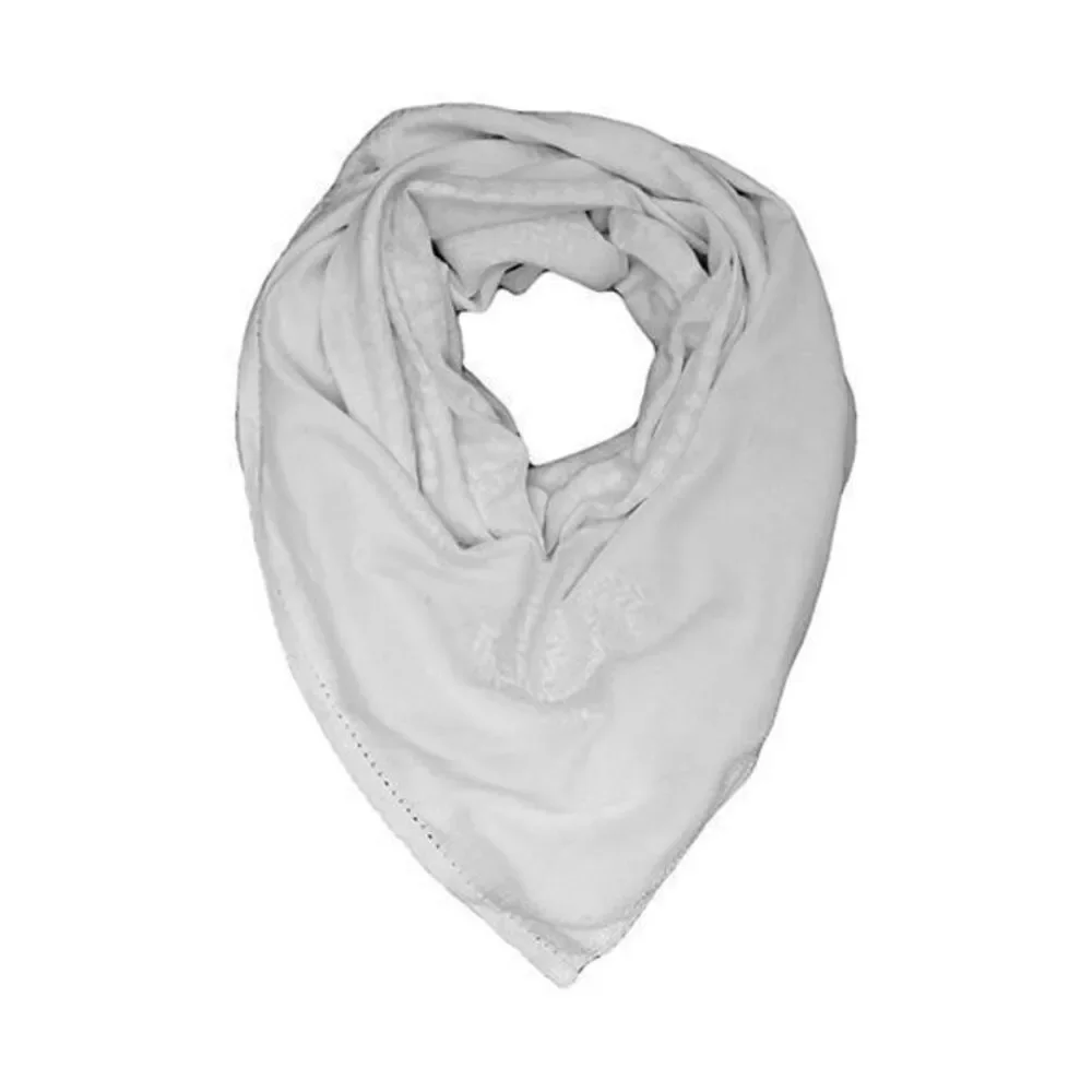 Source Unknown white keffiyeh