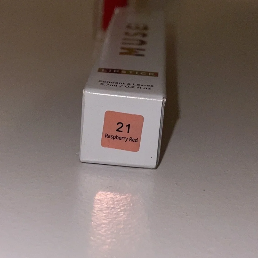 EVELIER -The Muse: Raspberry Red - Lipstick/Lipgloss