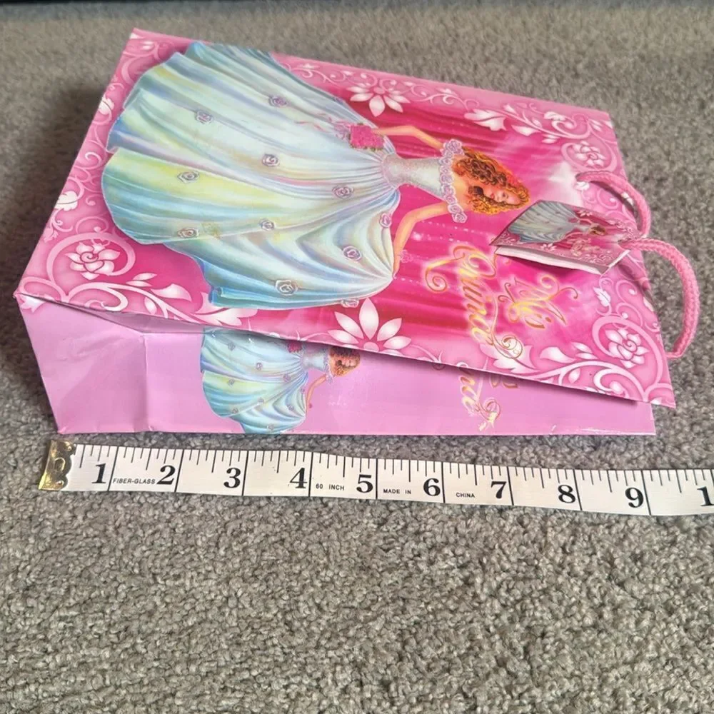 N/A girl’s gift