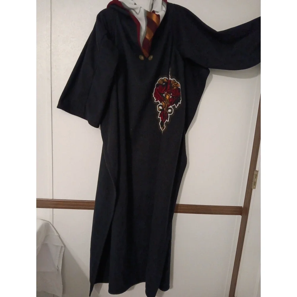 Northwest Harry Potter Gryffindor Wearable Cape/ Throw Blanket‎