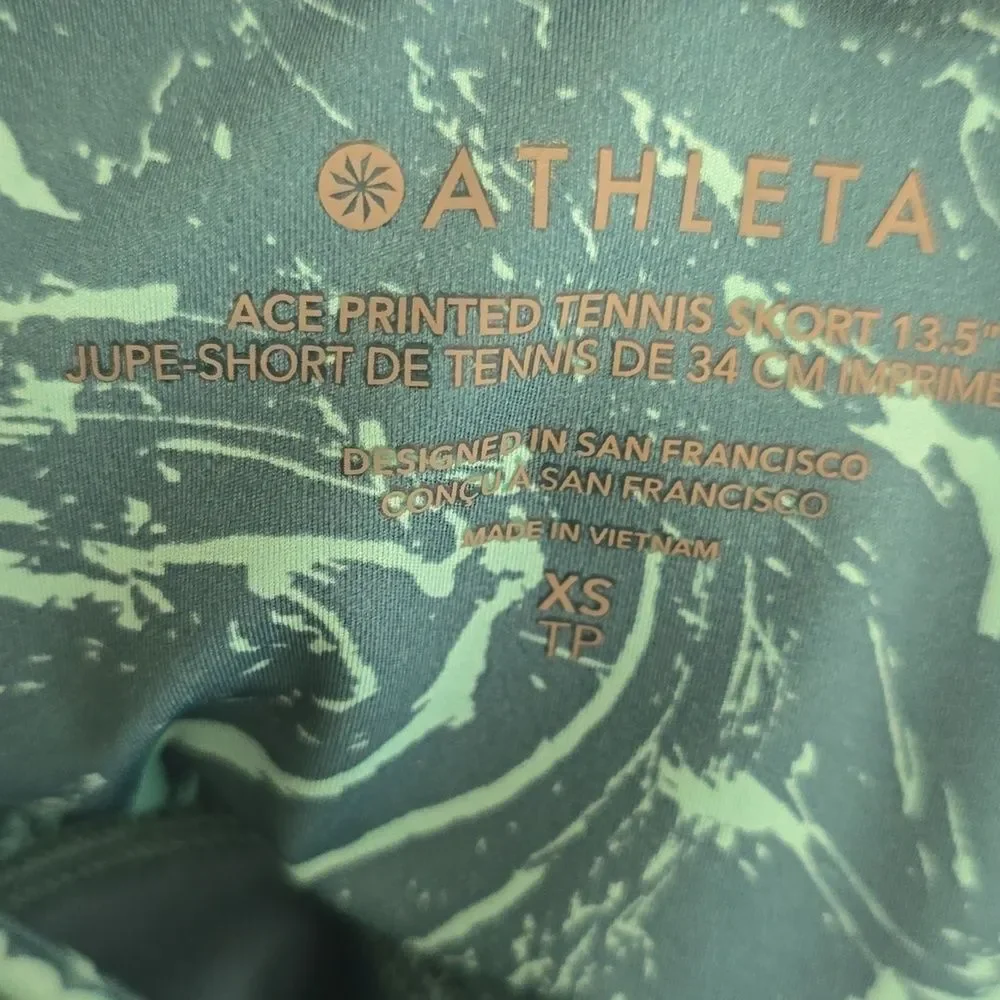 Athleta pleated drape