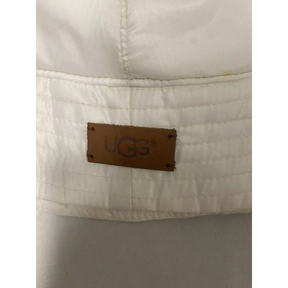 UGG white all