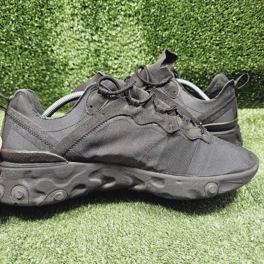 Nike please see