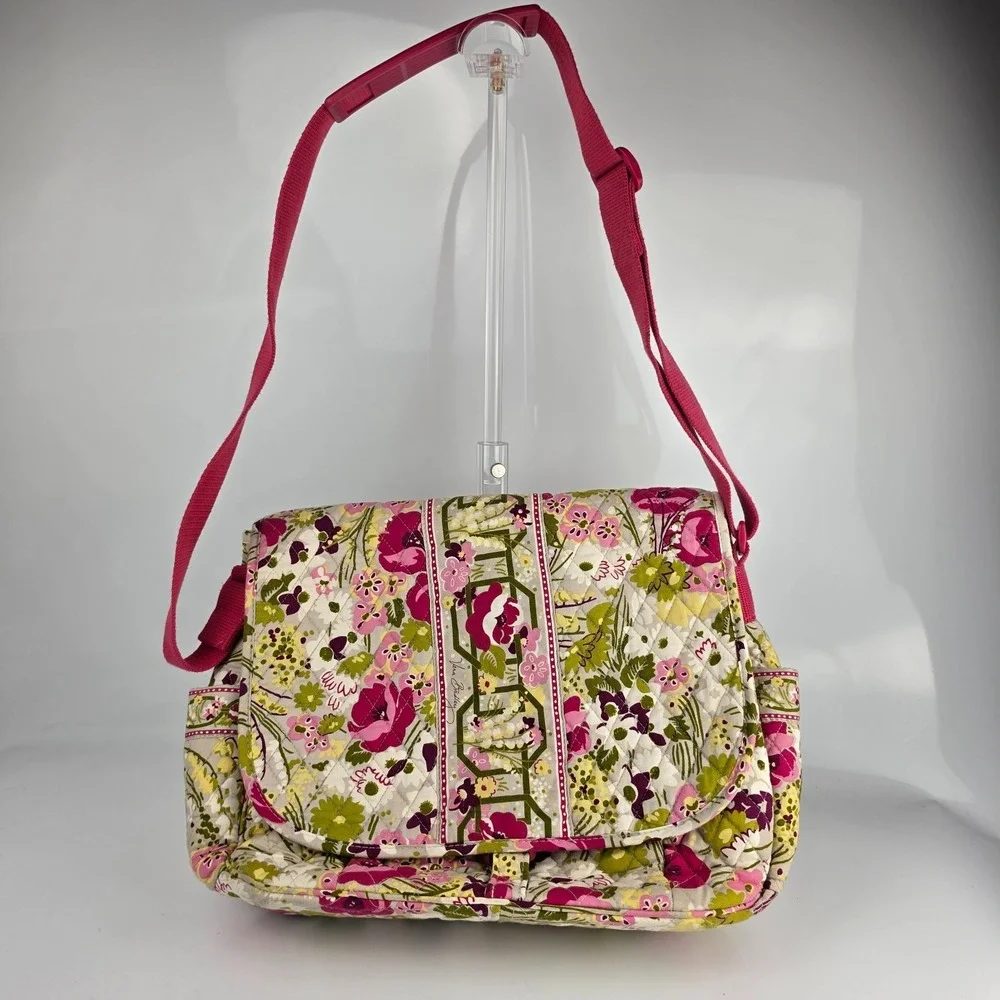 Vera Bradley fuchsia bubblegum