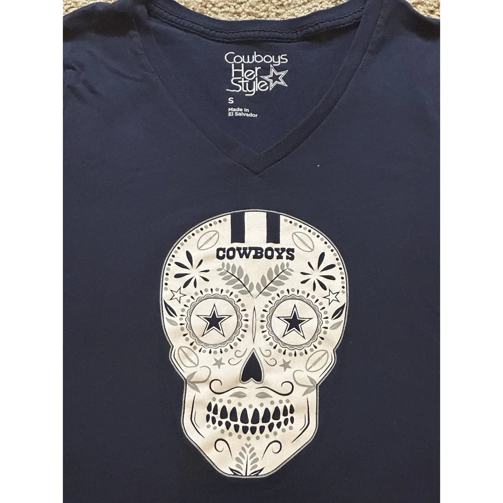 Women's NFL Dallas Cowboys V Neck Shirt - Small‎