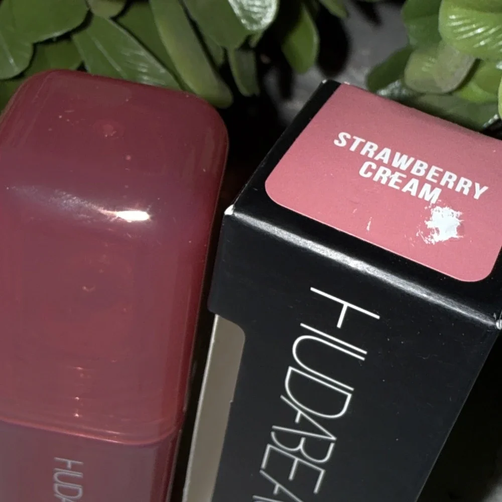 HUDA BEAUTY new filter liquid