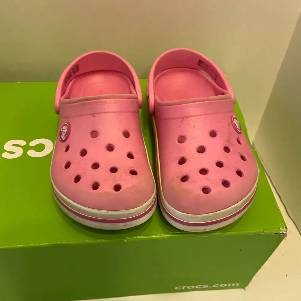 CROCS minor discoloration
