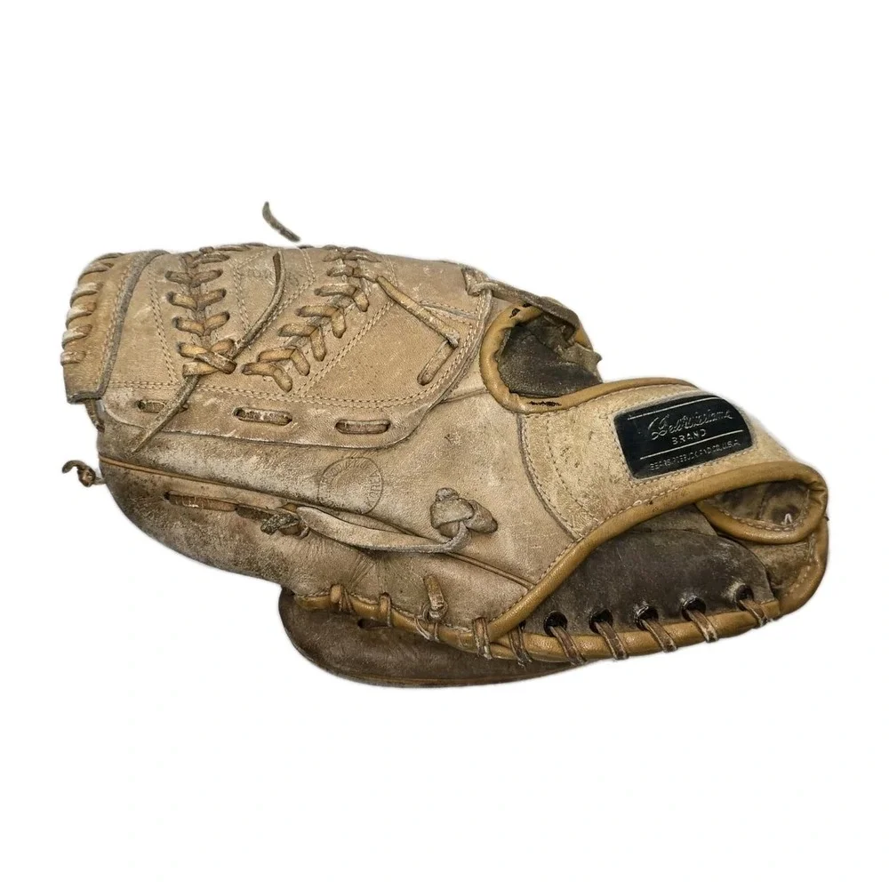 🏈 Vintage Ted Williams Sears 33ND Catchers Mitt GUC Korea Baseball Glove