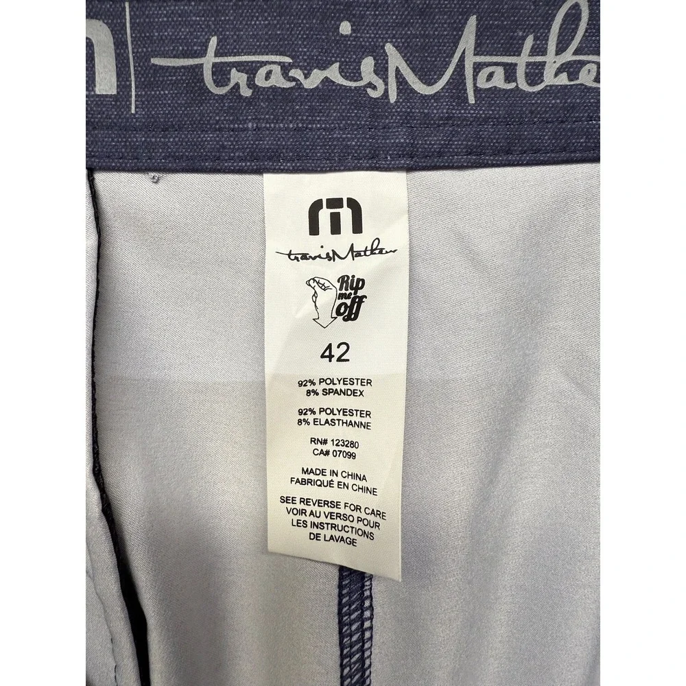 Travis Mathew travismathew parked