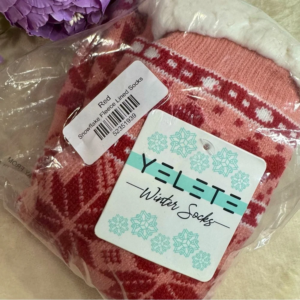 Boutique 9 snowflake fleece