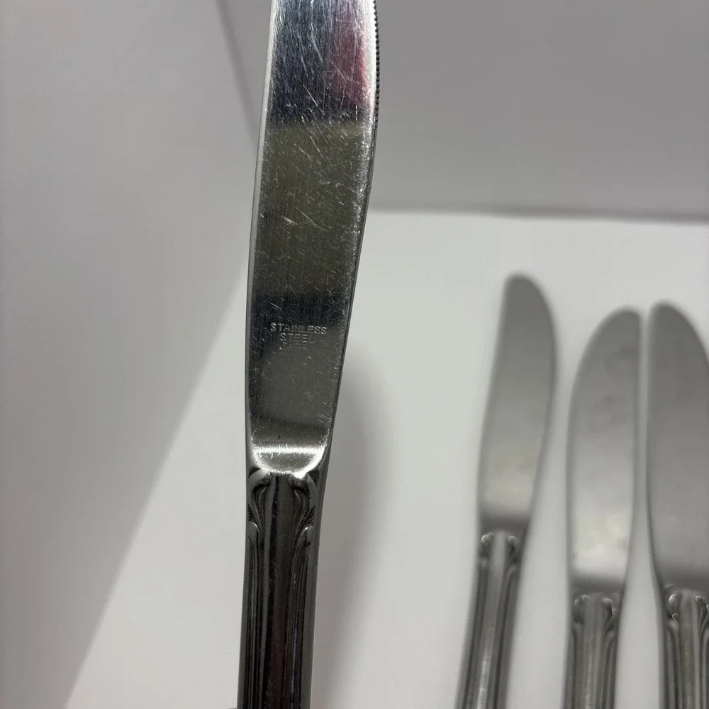 Vintage Stainless‎ Steel Knife Set Of 8. EUC VTG