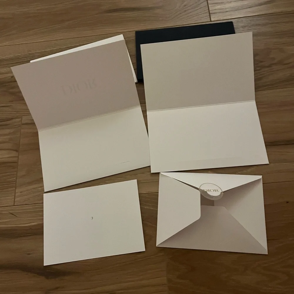 Dior top envelopes