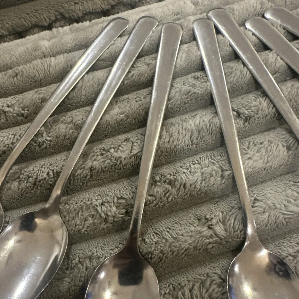 9 Teaspoons‎ Qualite 