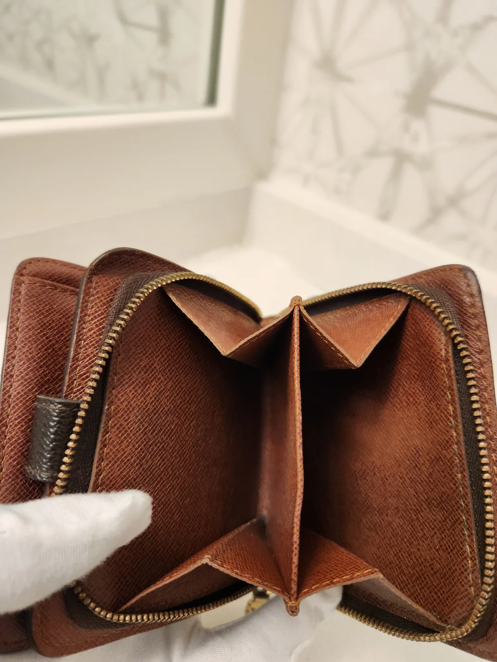 Louis Vuitton authentic louis