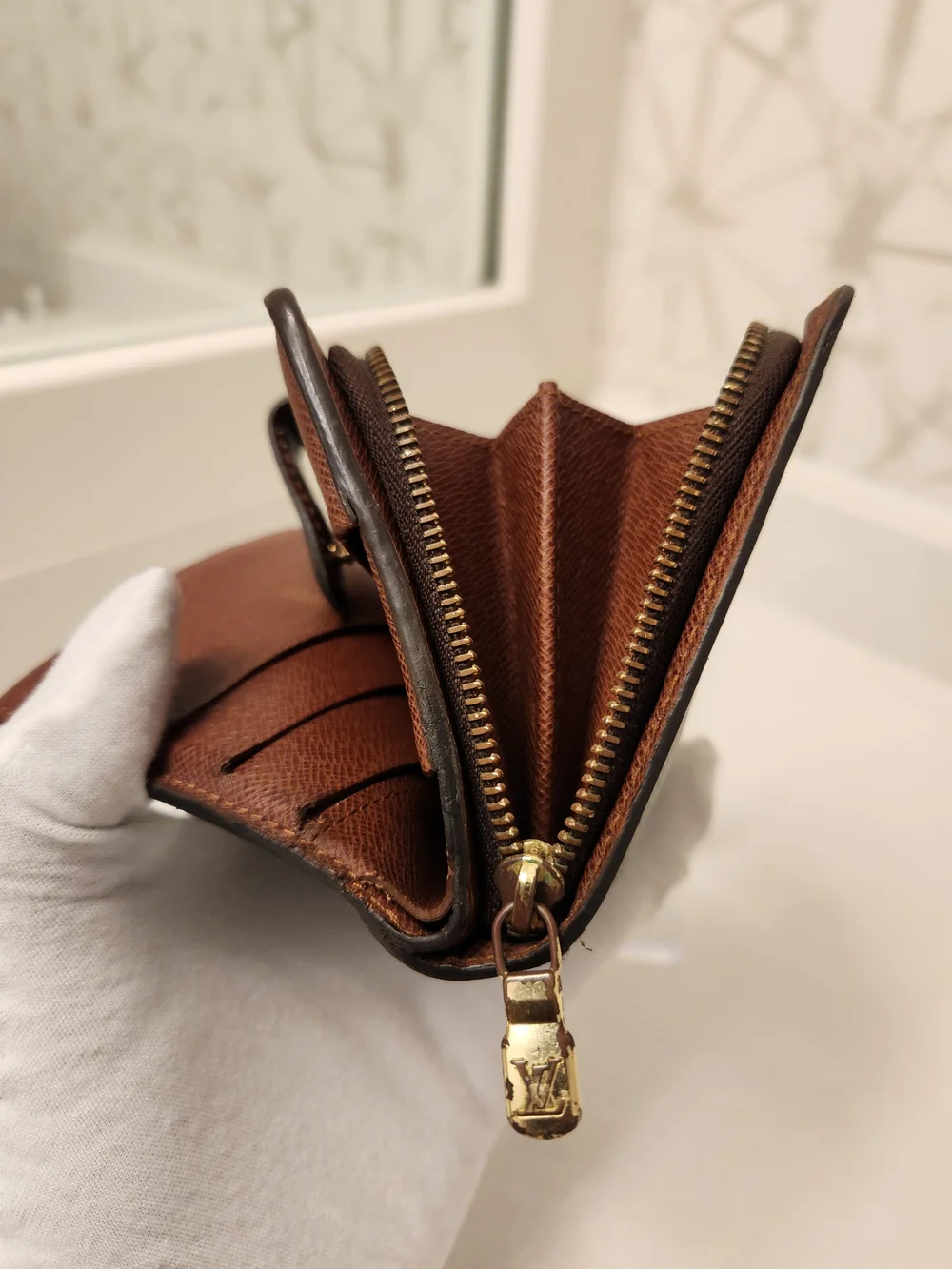 Louis Vuitton authentic louis