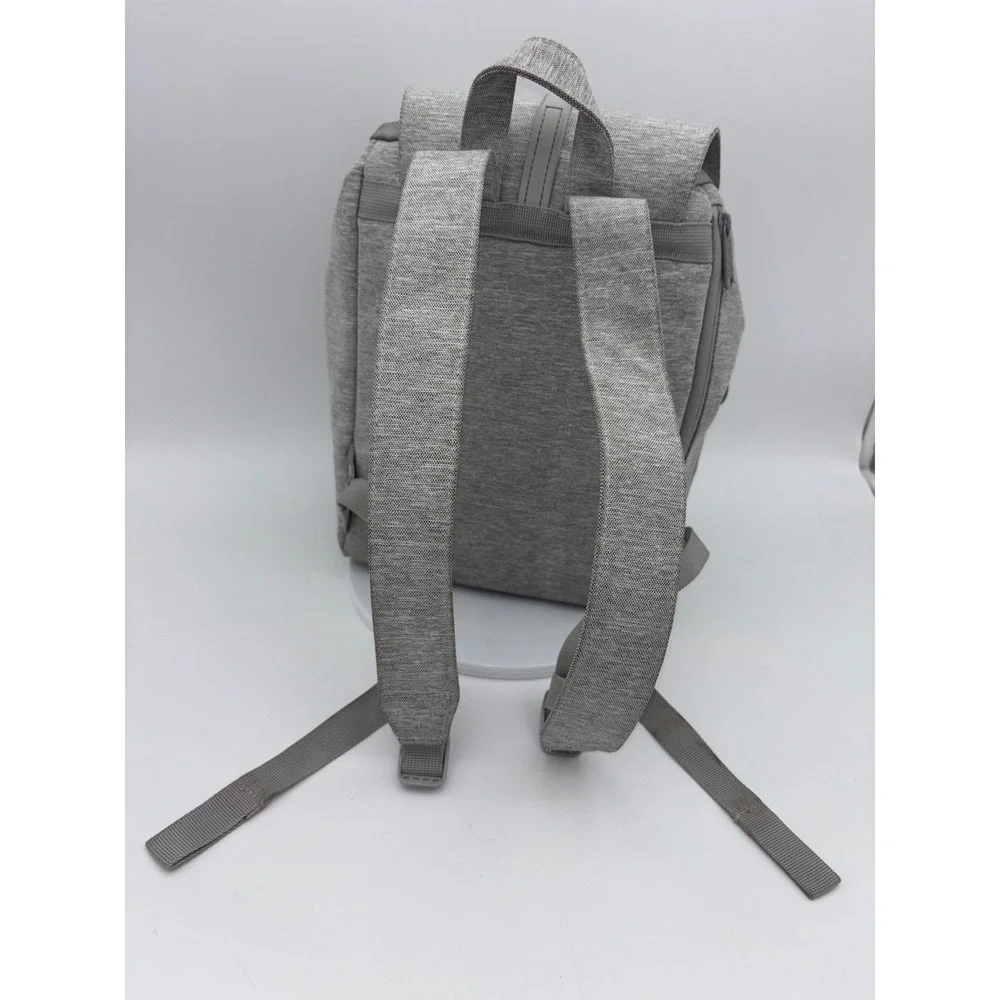 Herschel Supply Co. wash closely