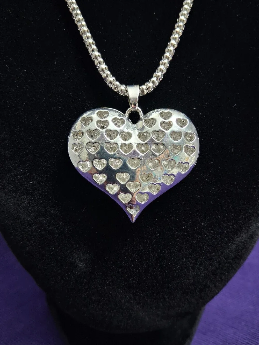 Jannas Finds sparkleheart necklace