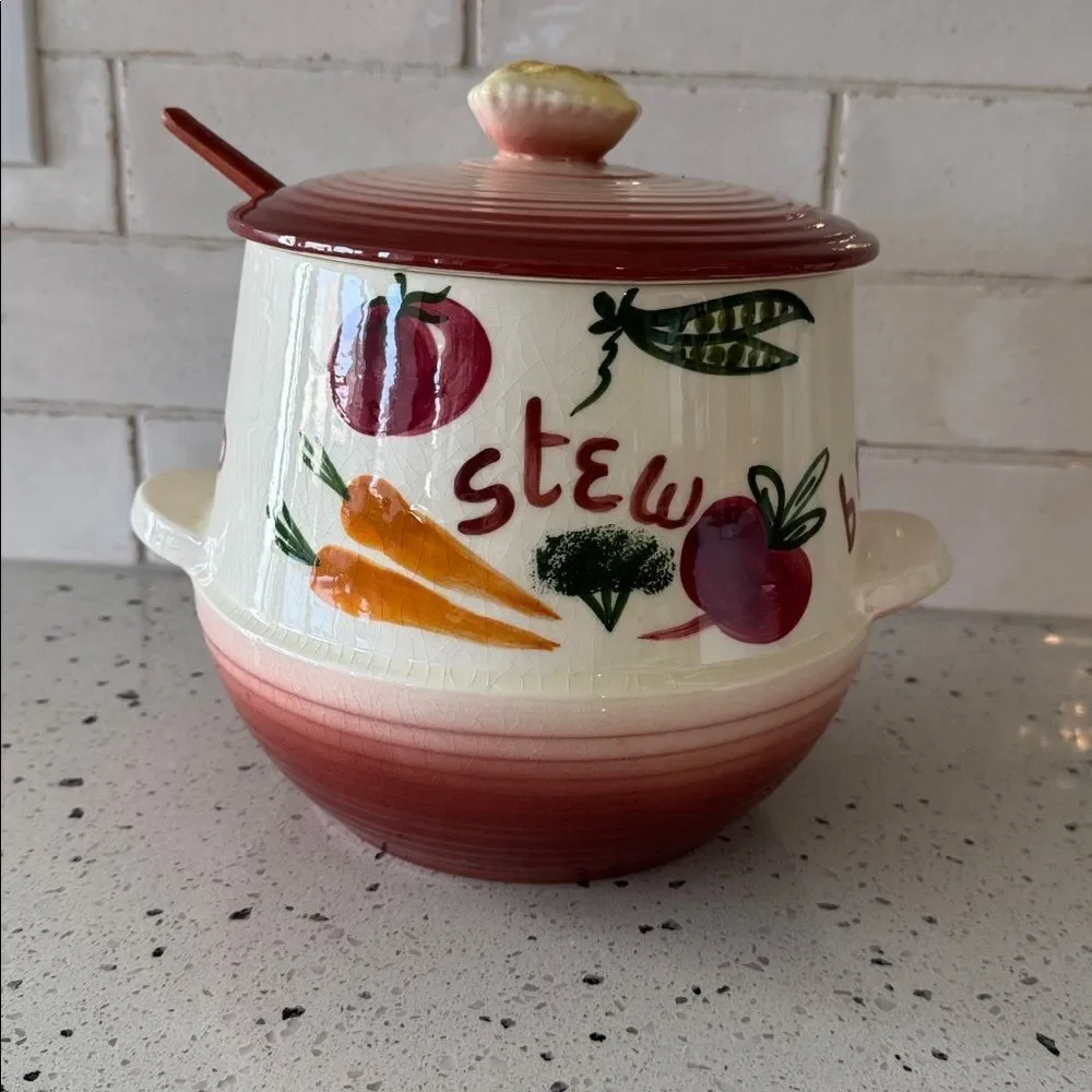 LA Pottery Tureen Soup Stew Chili Beans #705 1957 Kitchen Decor Made in the USA