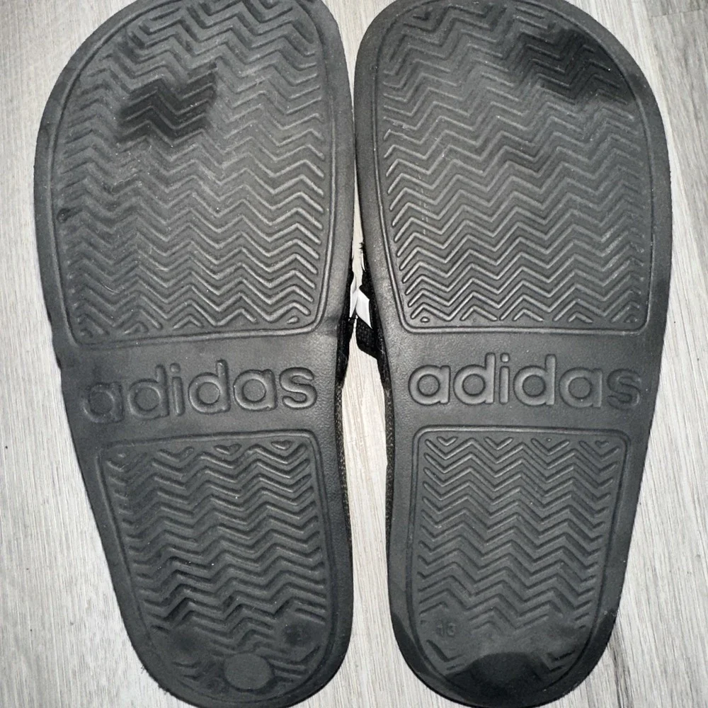 adidas kids black