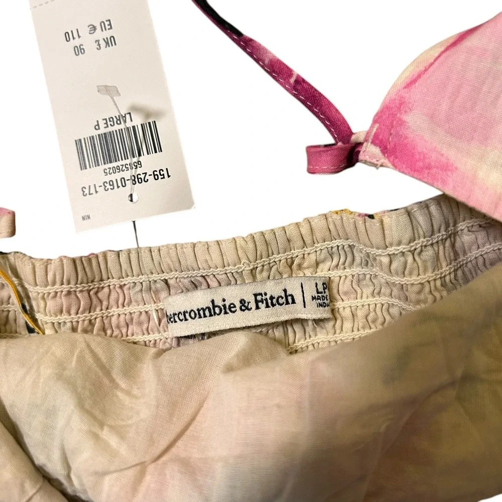 Abercrombie & Fitch excellent new