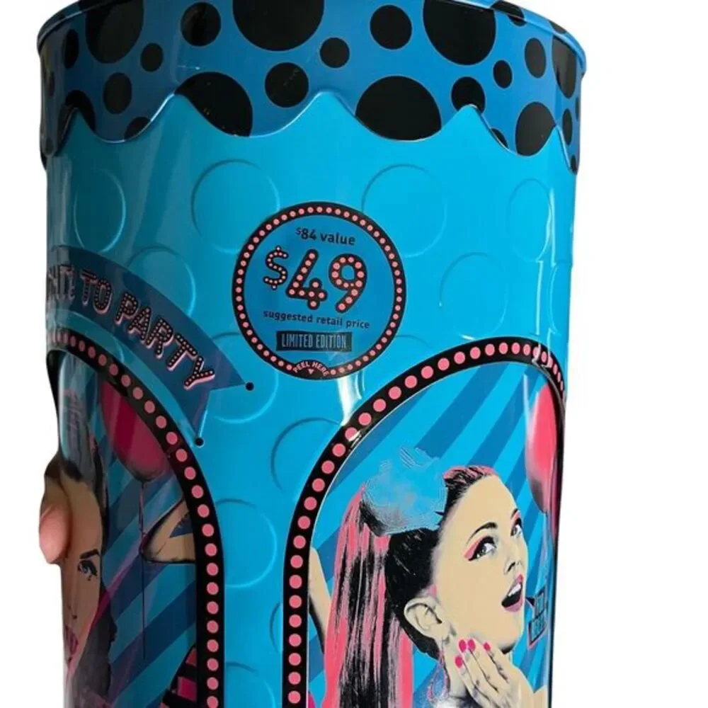 Benefit Cosmetics unlock world