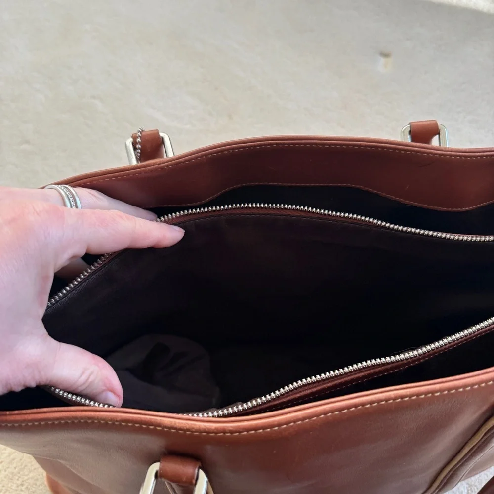 Vintage Coach Hampton Brown Leather Tote Bag