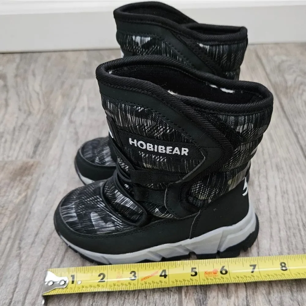 Hobibear Black and Gray Faux Fur Lined Snow Boots Size 8.5 Toddler