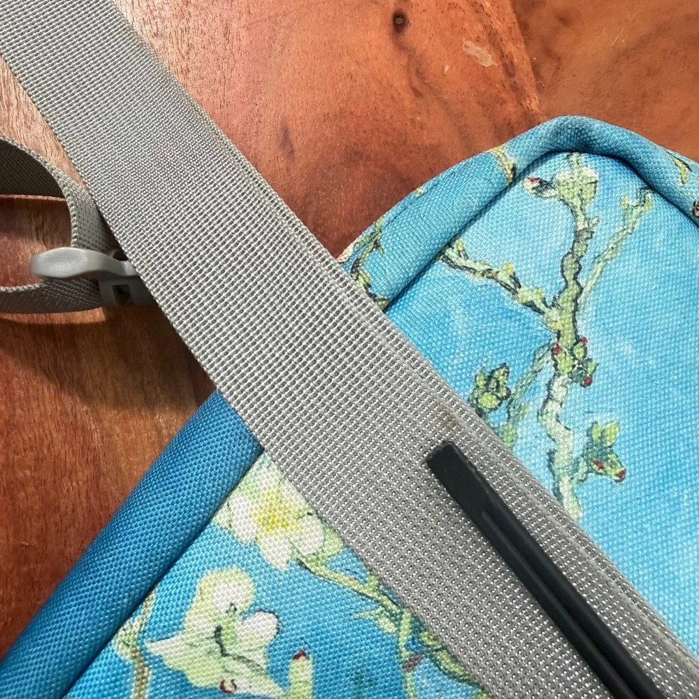 Moko crossbody tablet