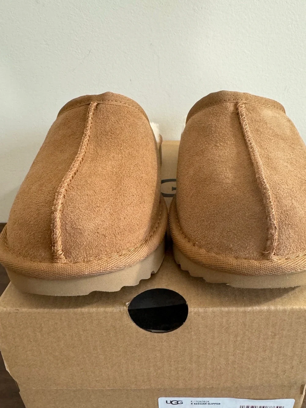 UGG ⚜️ nwt