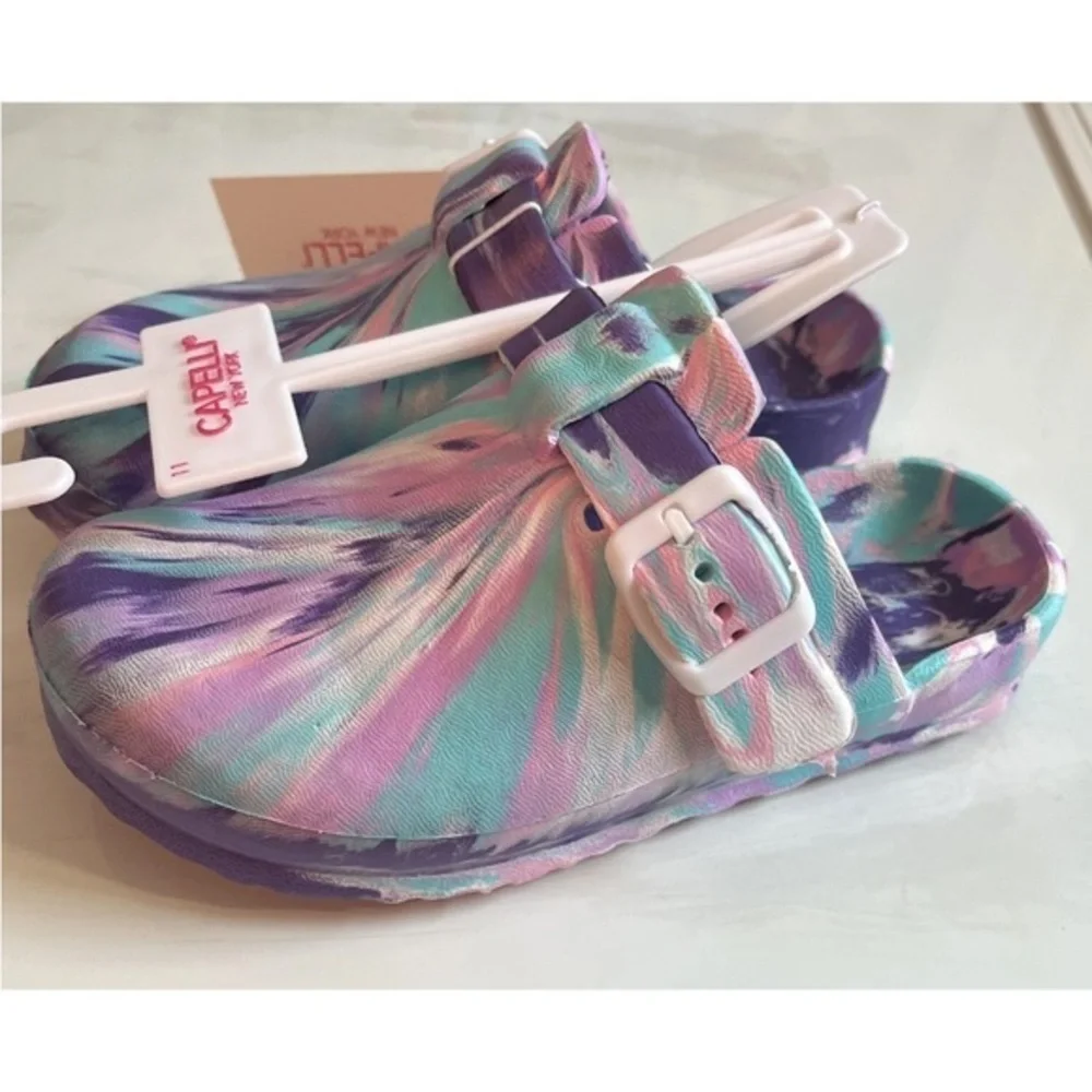Capelli of New York Tie-Dye Kids Clogs Slippers