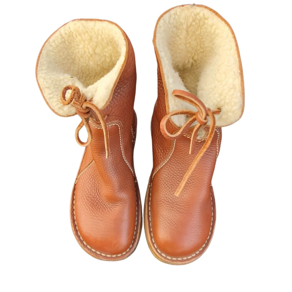 Duckfeet gently preowned
