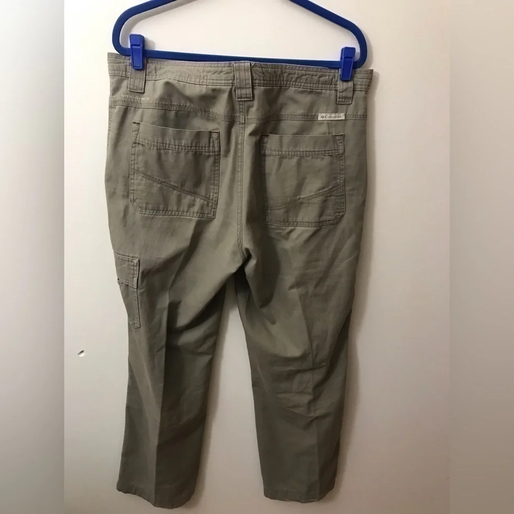 𝅺COLUMBIA Mens Cotton Easy Fit Omni Shield Classic Khaki Cargo Pants Size 36X32