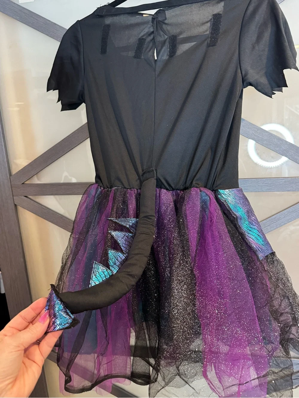 N/A sparkling iridescent