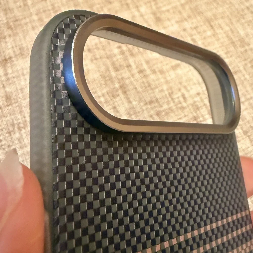 The Unbranded Brand iphone 17