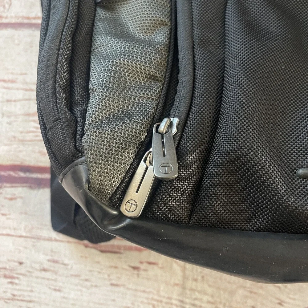 Tumi tech presidio