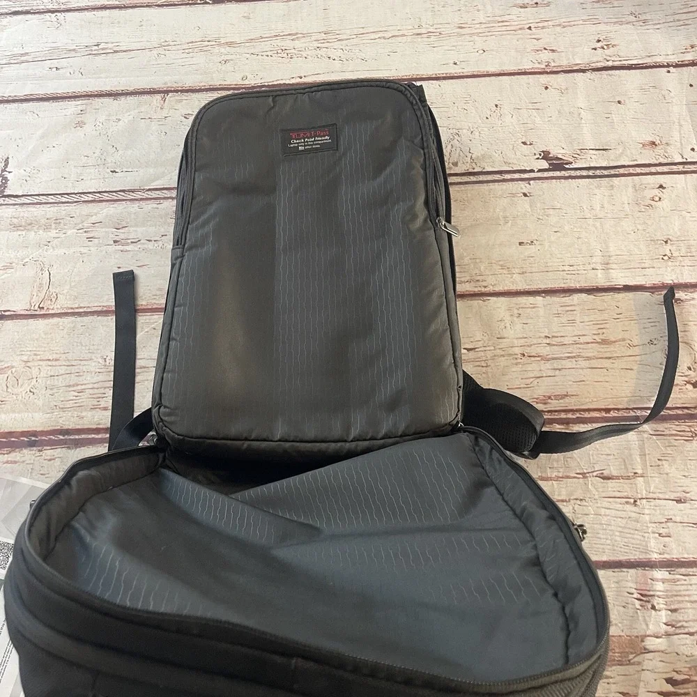 Tumi tech presidio