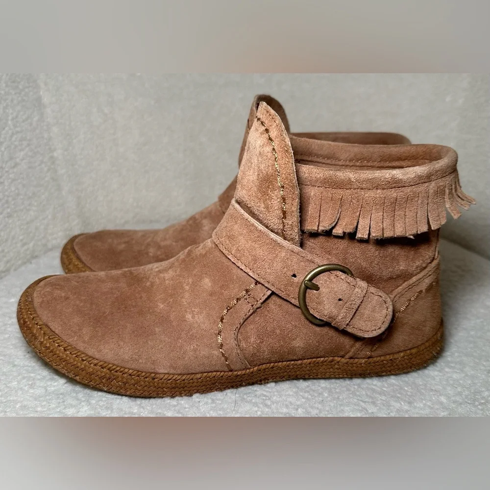 UGG size beautiful