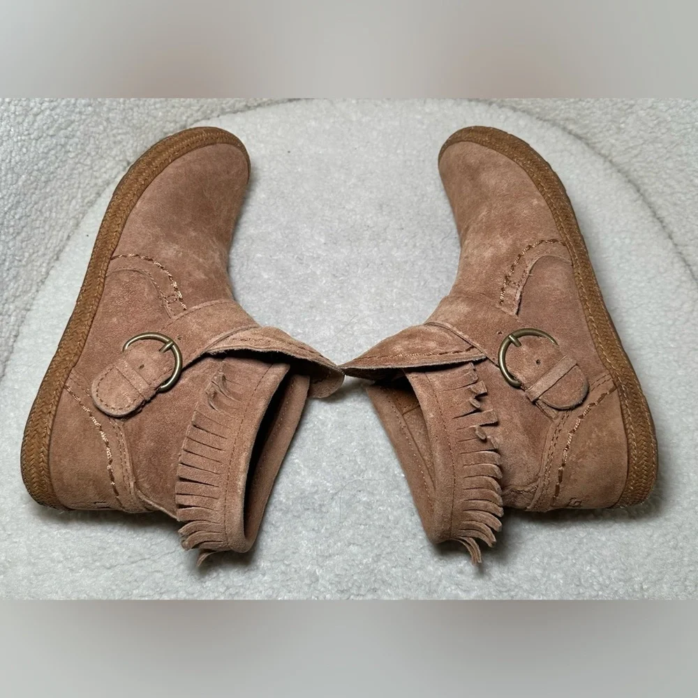UGG size beautiful