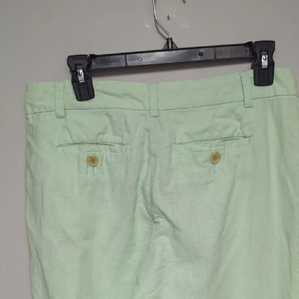 Banana Republic stylish light