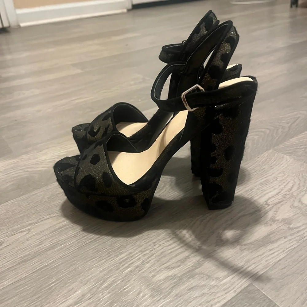 Nine West chic platform