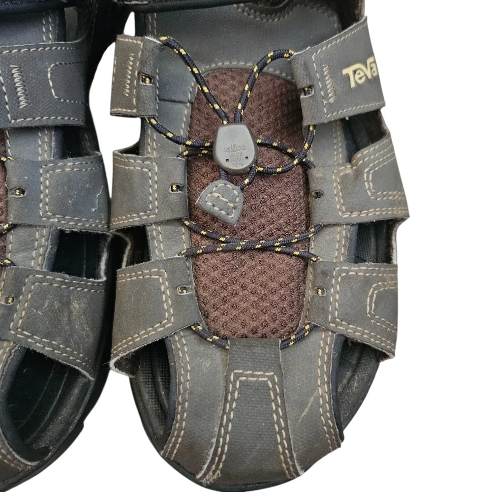 Teva Forebay Fisherman Sandals Men Size 11 Gray Brown Outdoor Hiking Water Sport