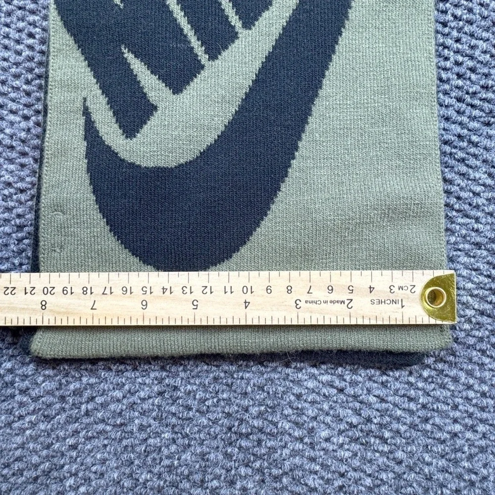 Nike details brand