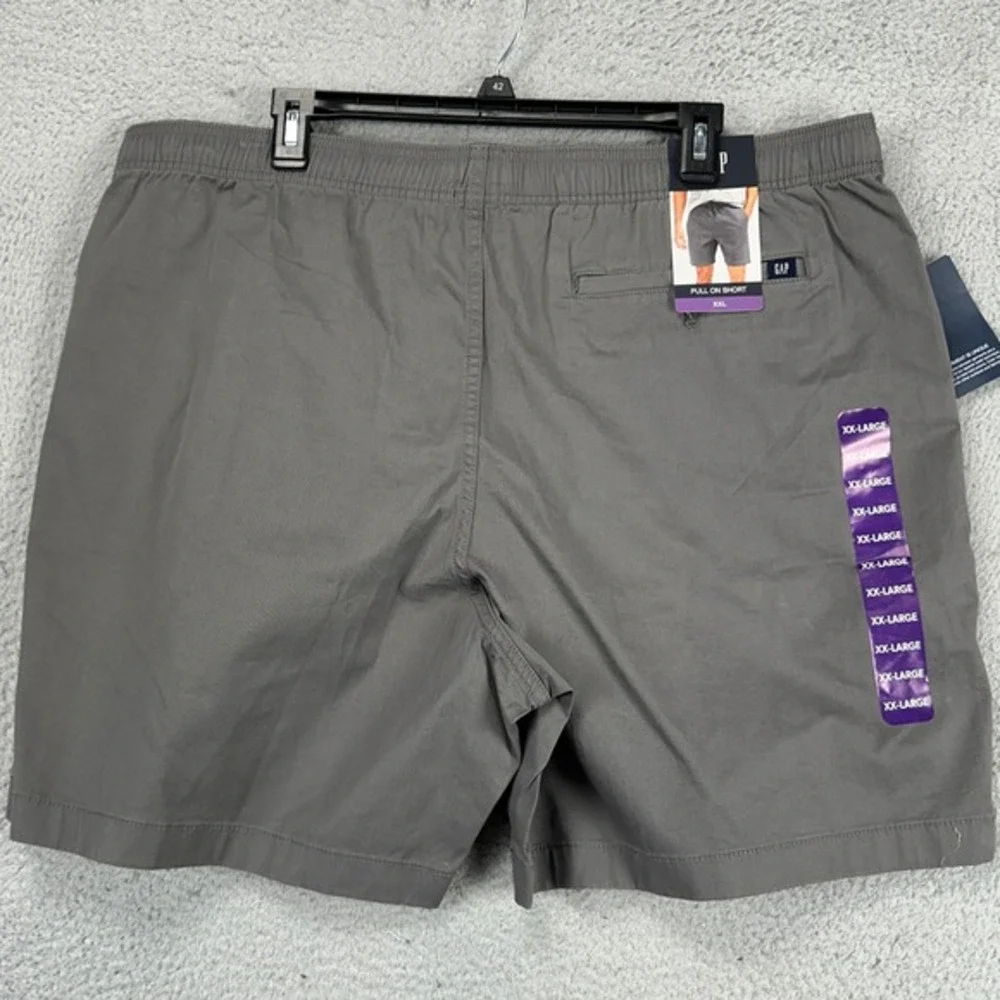 GAP men pull