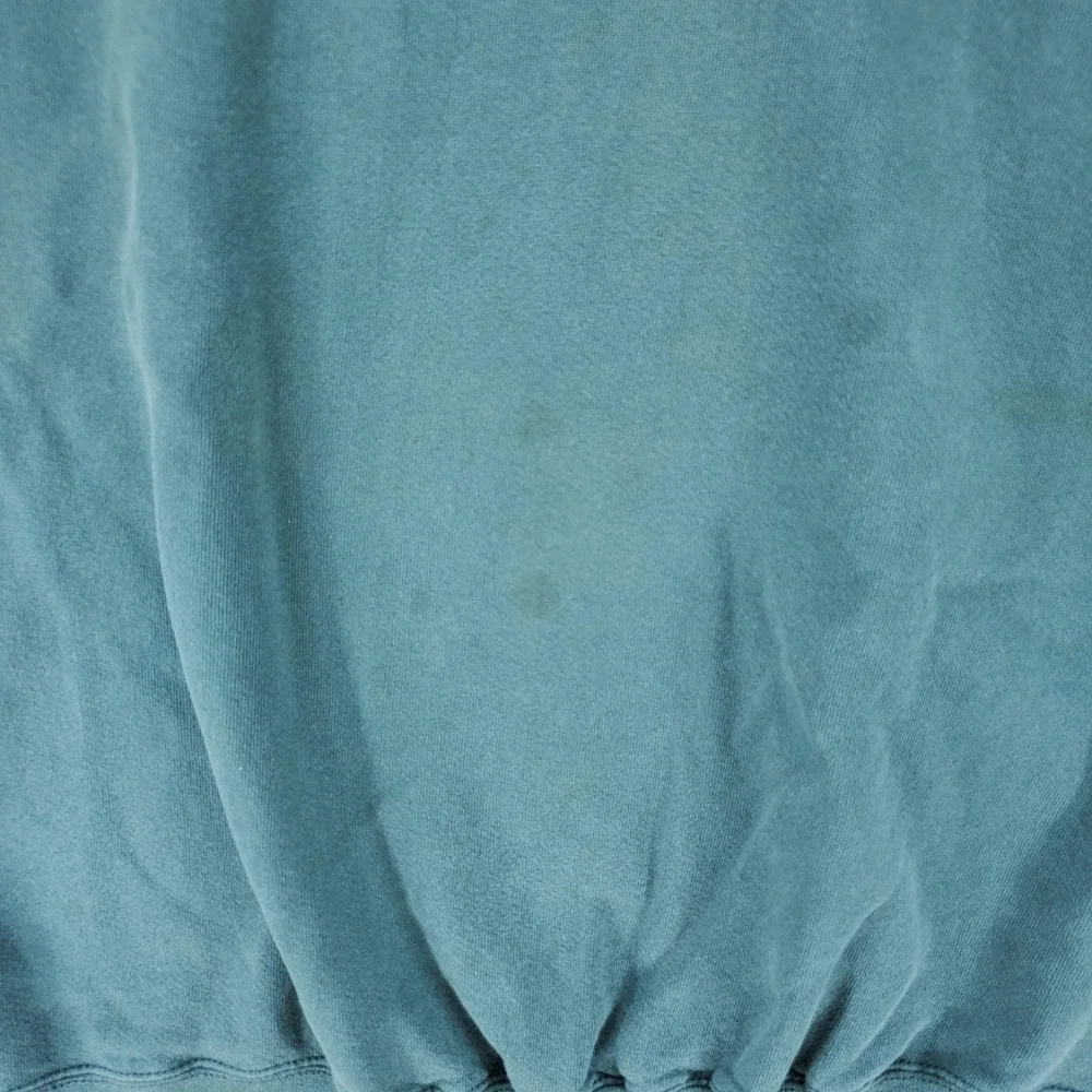 Nike visible staining