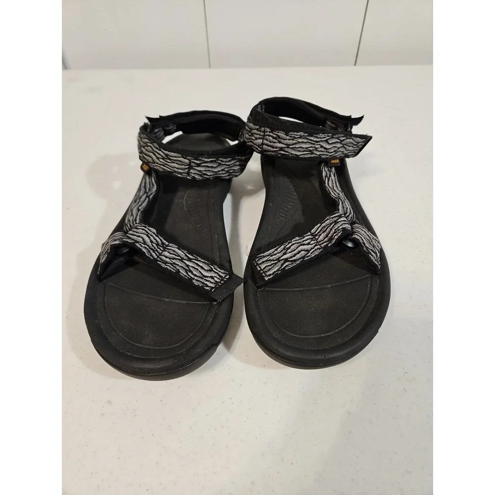 Teva hurricane strappy