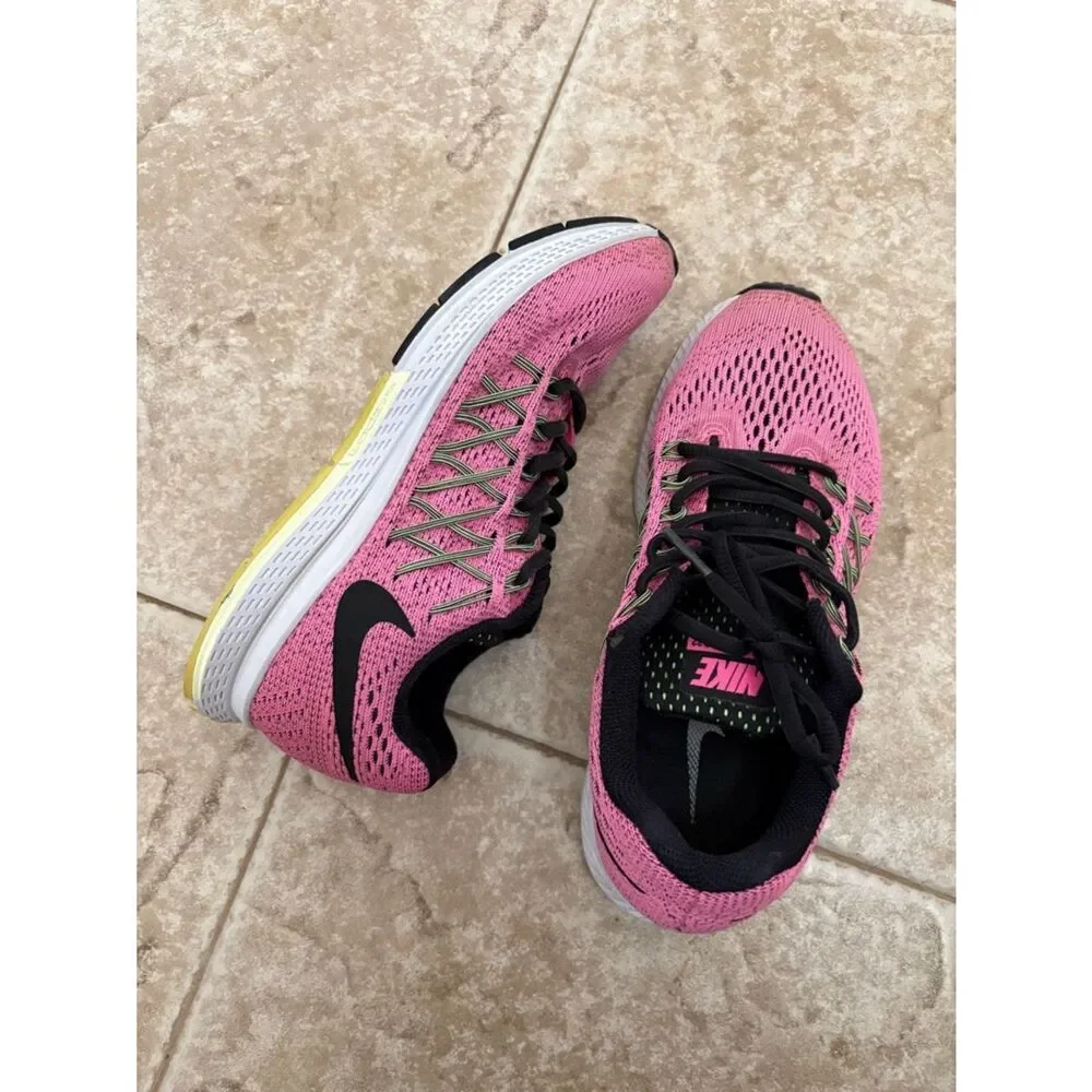 Nike lightweight knit