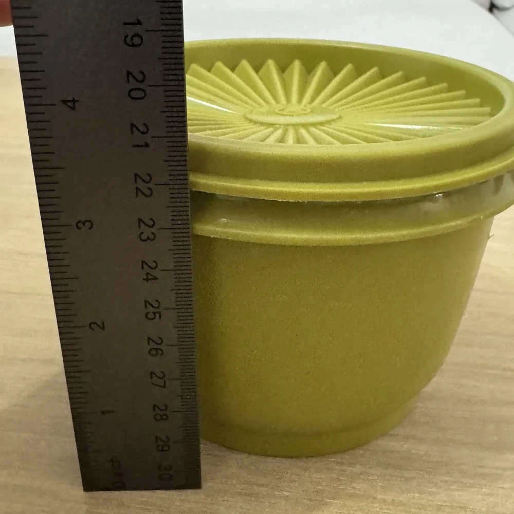 Vintage Tupperware Servalier Bowl 886 w/ 812 Lid Harvest Green‎ 1970s USA Retro