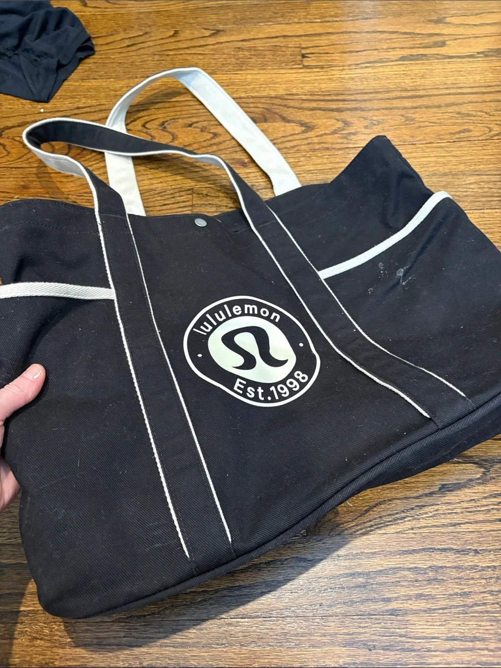 lululemon athletica black lululemon